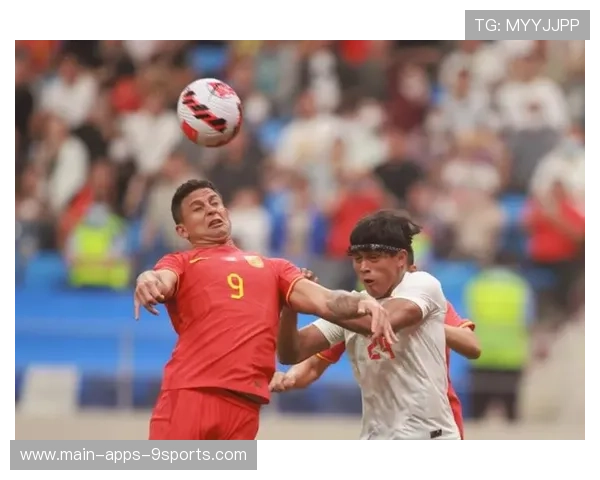 艾克森在成都蓉城训练赛中轰入暴力远射，体能机能重回实战标准